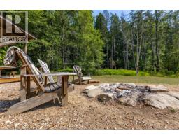 4501 Short Rd, Pender Island, BC V0N2M1 Photo 19