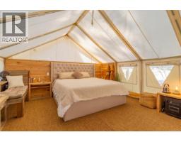 4501 Short Rd, Pender Island, BC V0N2M1 Photo 38