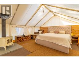 4501 Short Rd, Pender Island, BC V0N2M1 Photo 42