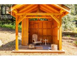 4501 Short Rd, Pender Island, BC V0N2M1 Photo 45