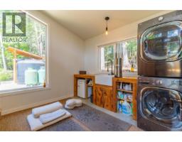 4501 Short Rd, Pender Island, BC V0N2M1 Photo 66
