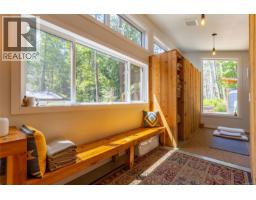 4501 Short Rd, Pender Island, BC V0N2M1 Photo 68