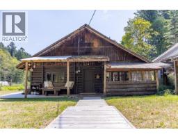 4501 Short Rd, Pender Island, BC V0N2M1 Photo 7