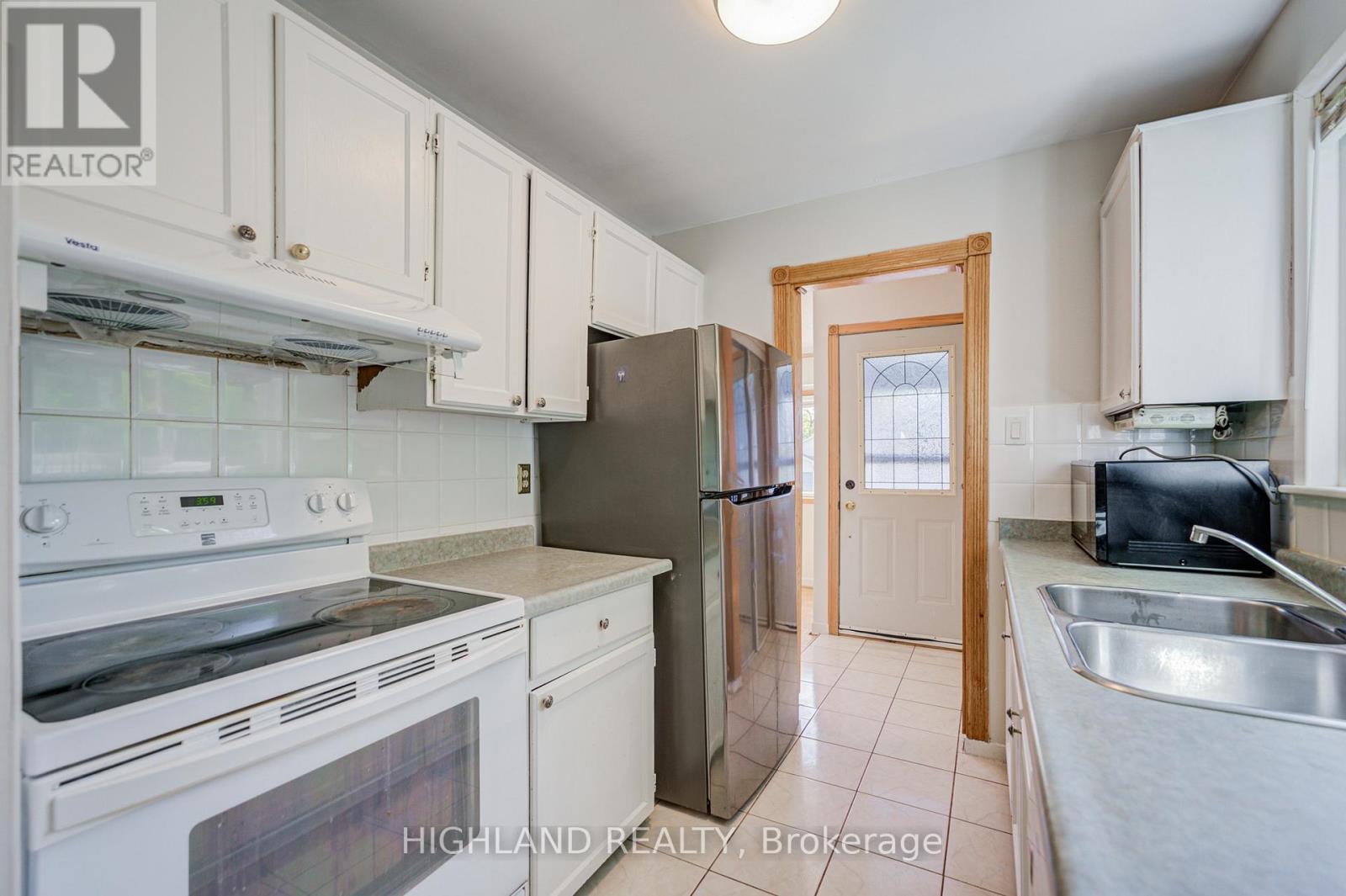 2075 SOUTH MILLWAY - 16