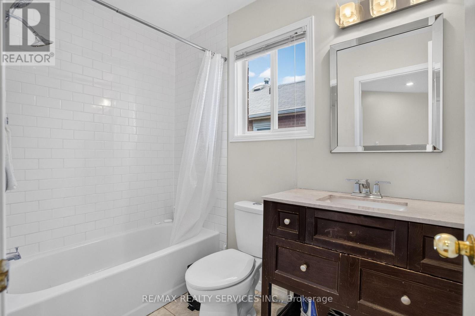 2153 OAK BLISS CRESCENT - Image 30