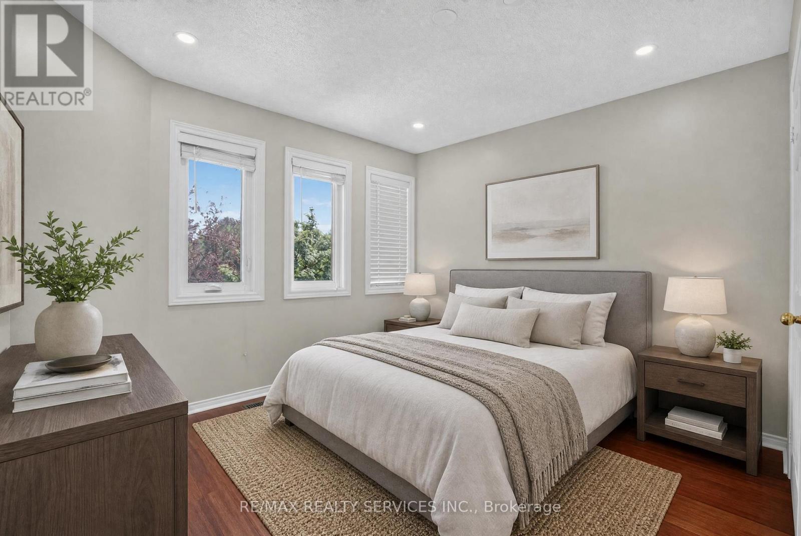 2153 OAK BLISS CRESCENT - Image 32