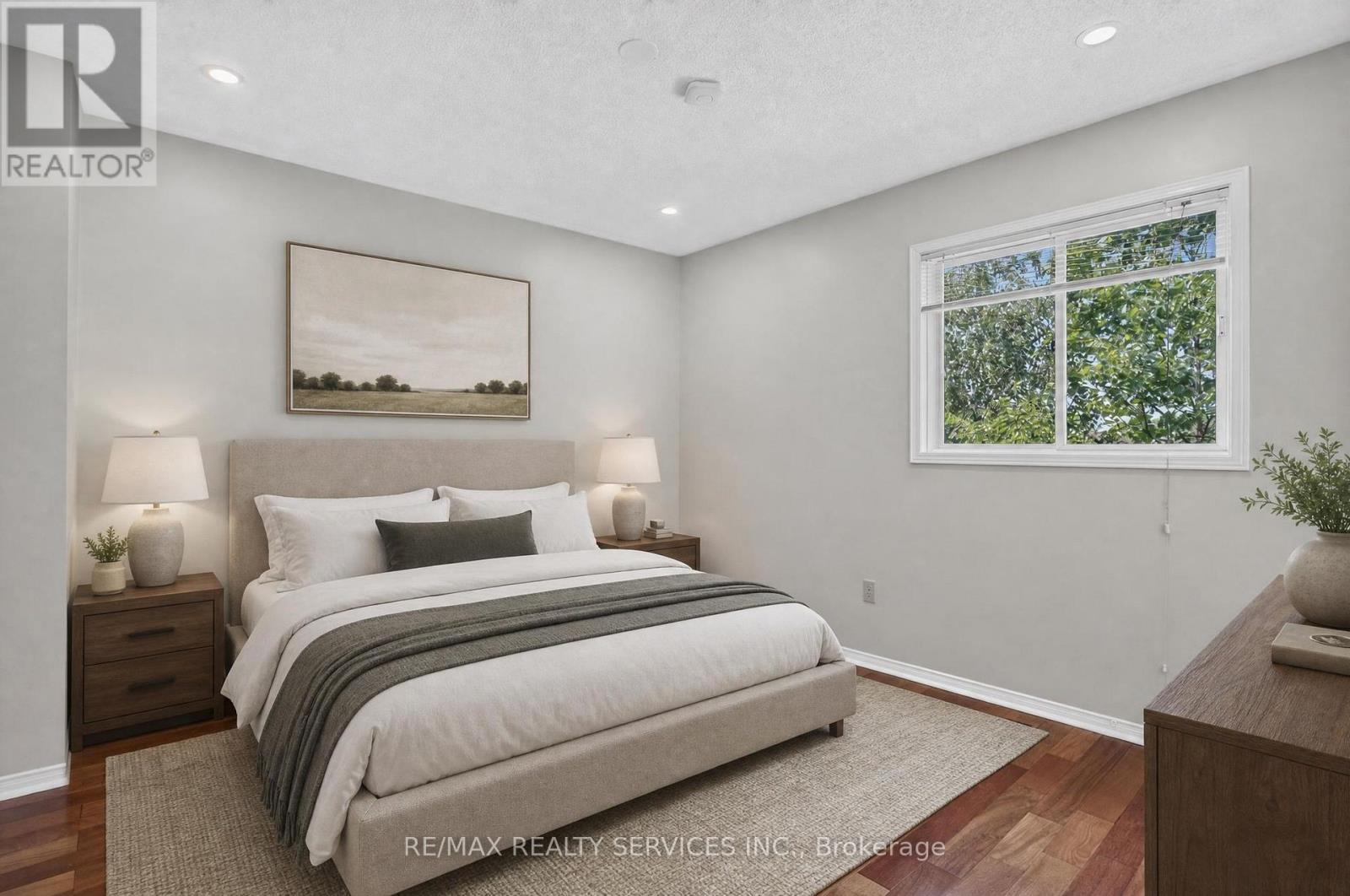 2153 OAK BLISS CRESCENT - Image 35