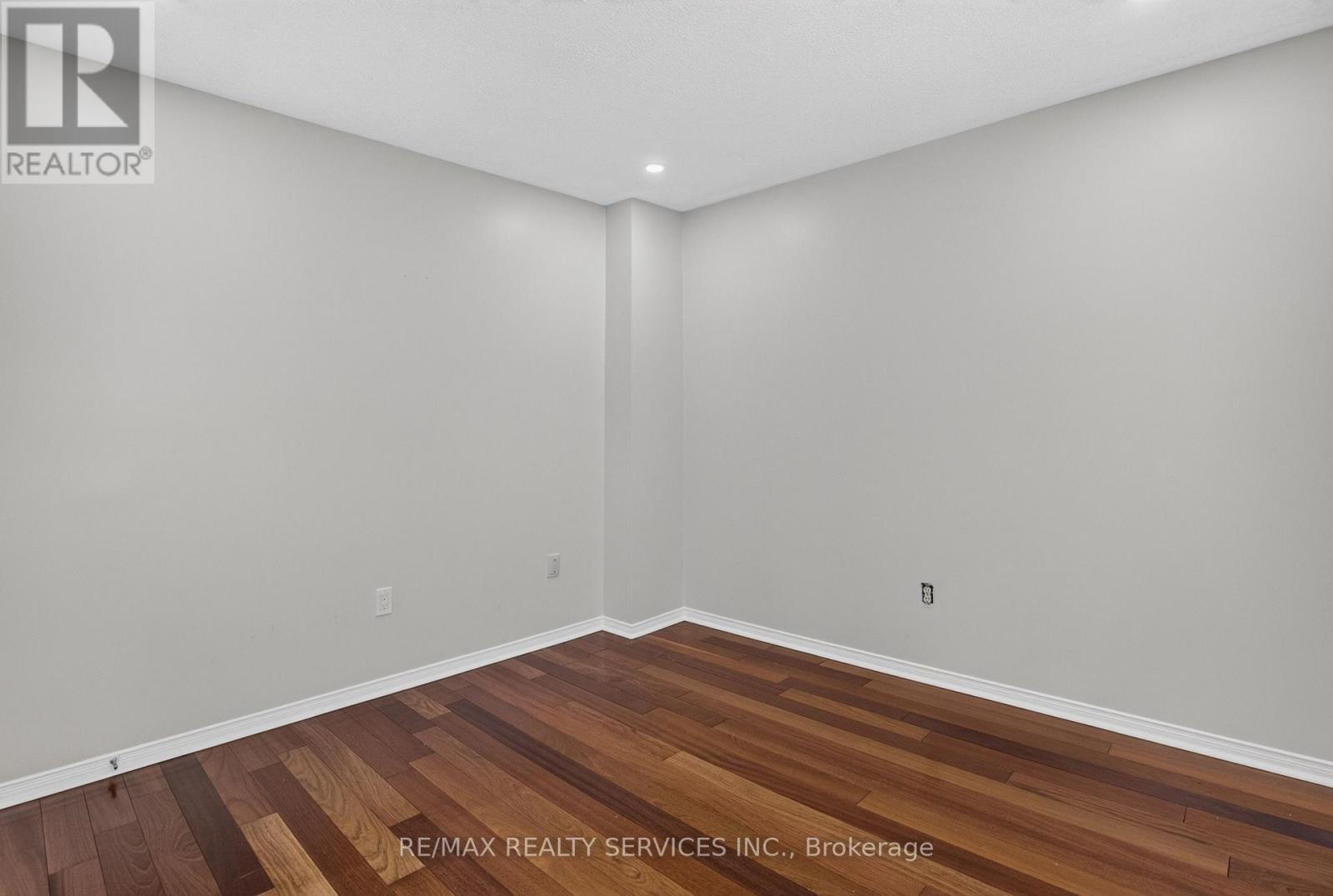 2153 OAK BLISS CRESCENT - Image 38