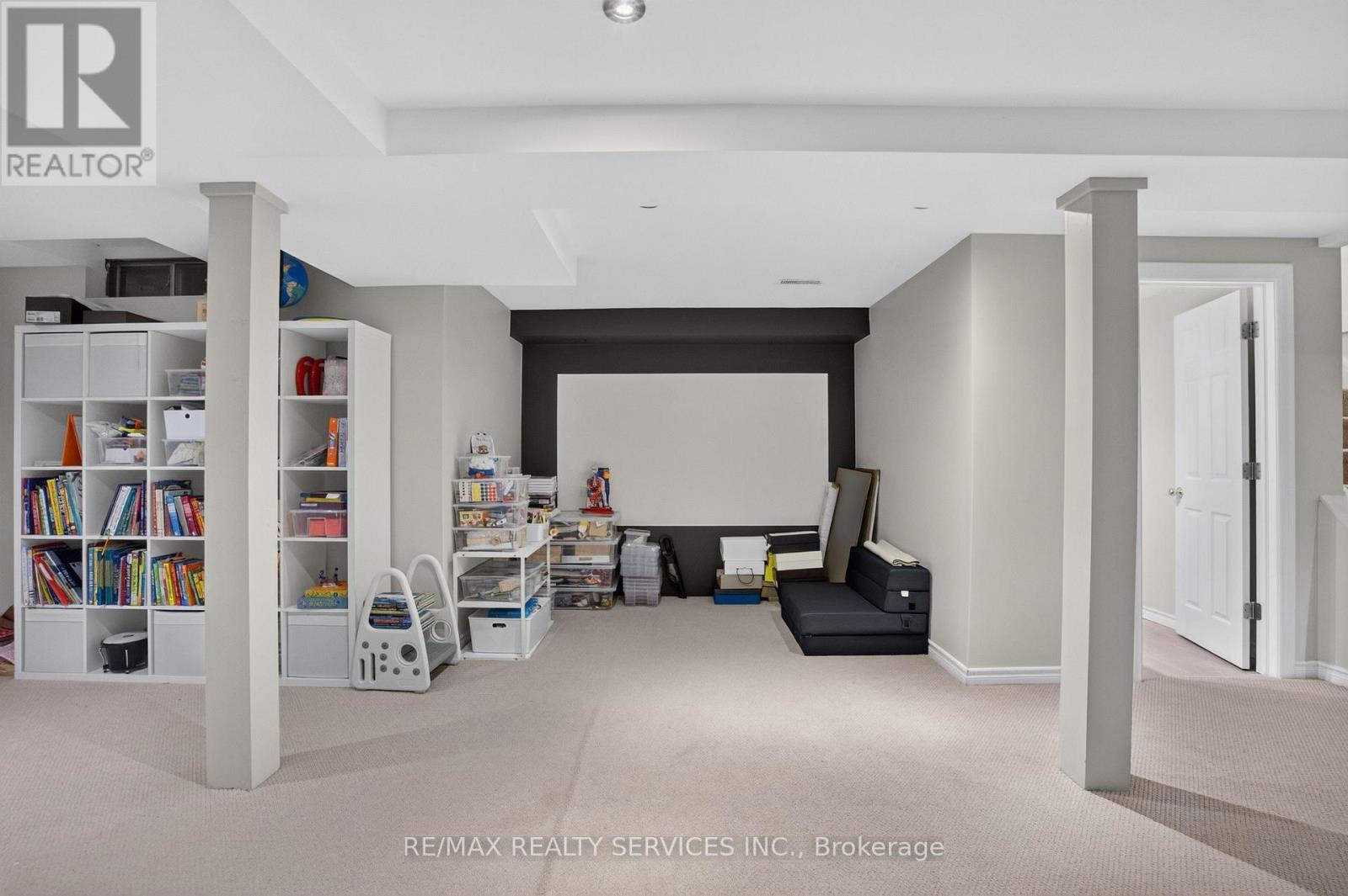 2153 OAK BLISS CRESCENT - Image 45