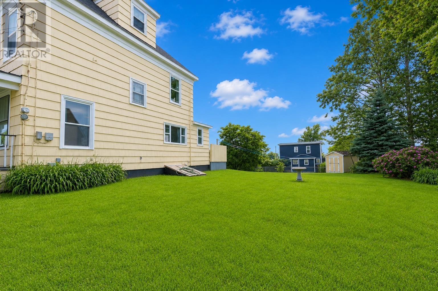 32 Fraser Avenue - 6