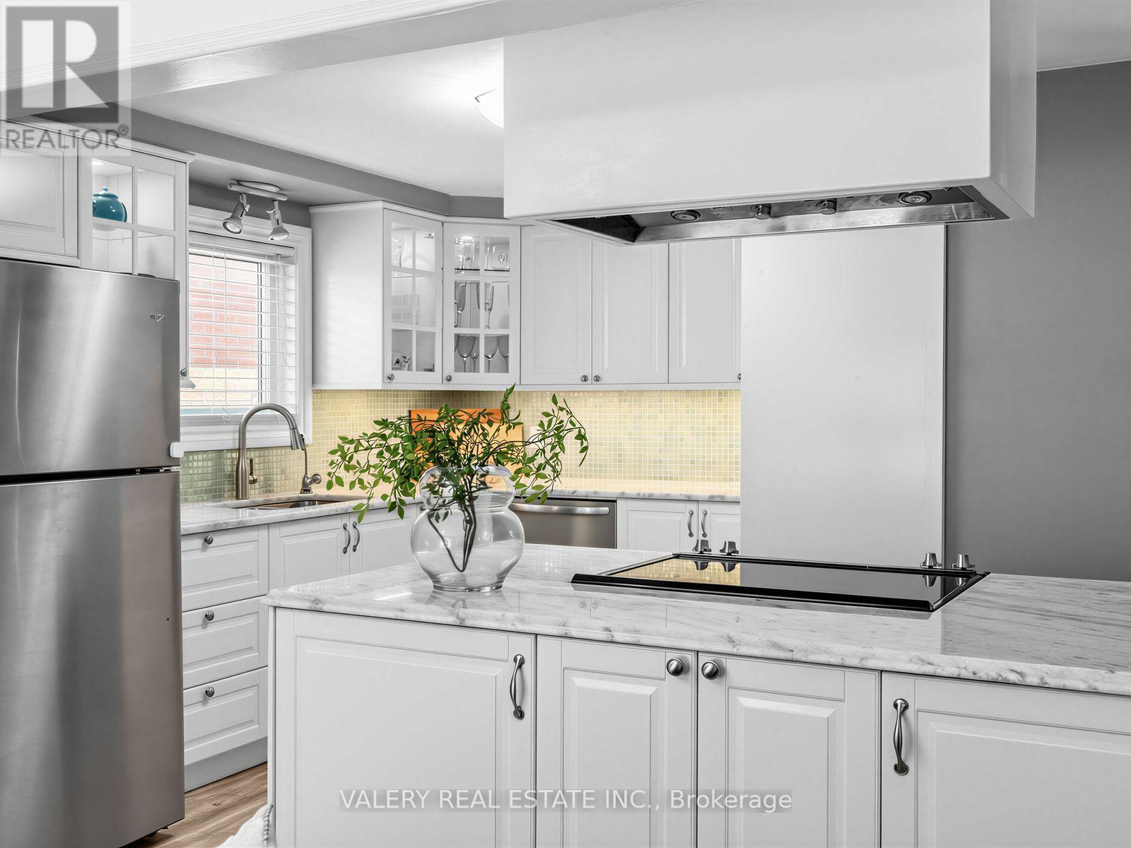 466 MISTY CRESCENT - 12