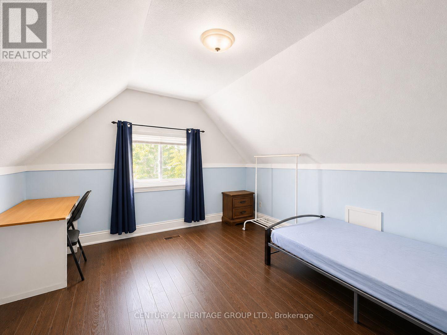 406 JACKSON STREET W - Image 10