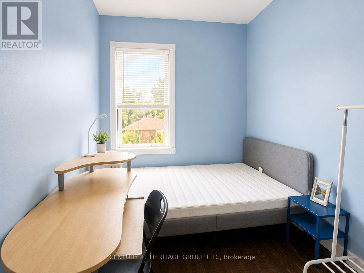 406 JACKSON STREET W - Image 14