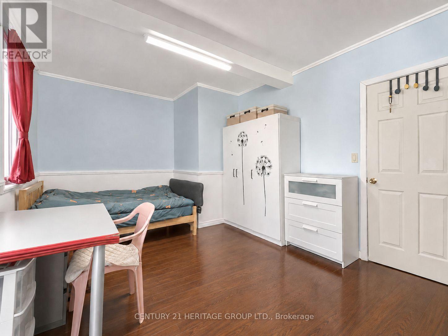 406 JACKSON STREET W - Image 15