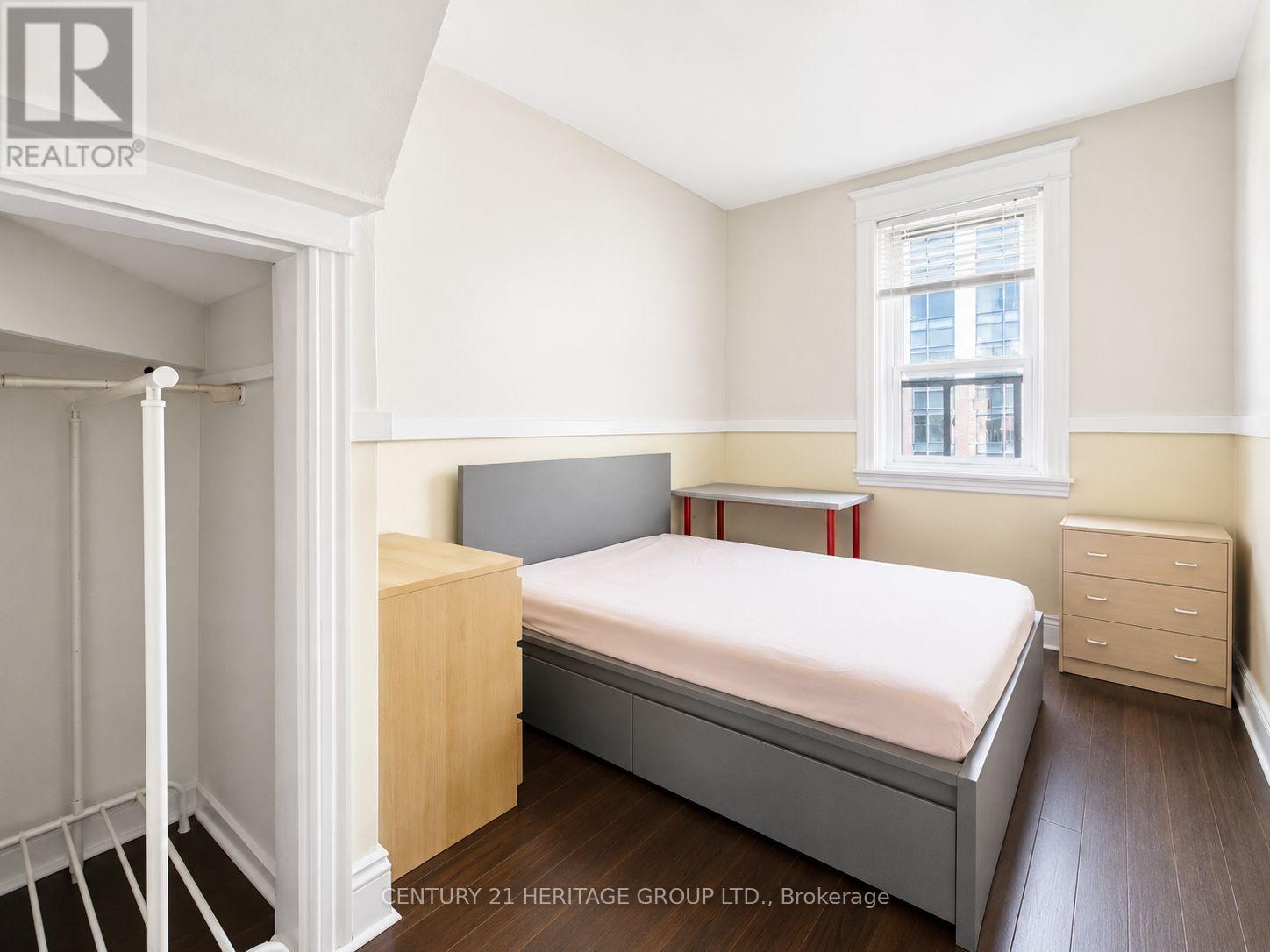 406 JACKSON STREET W - Image 7