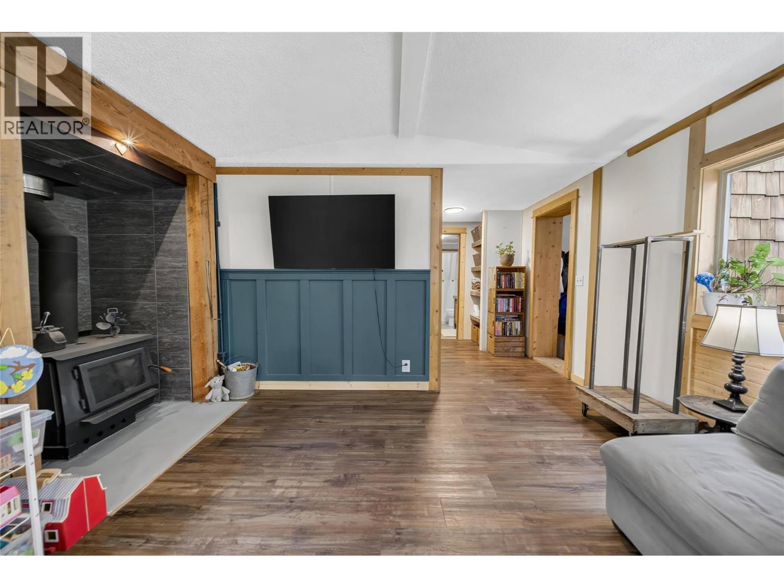 3675 Edwards Road - 7