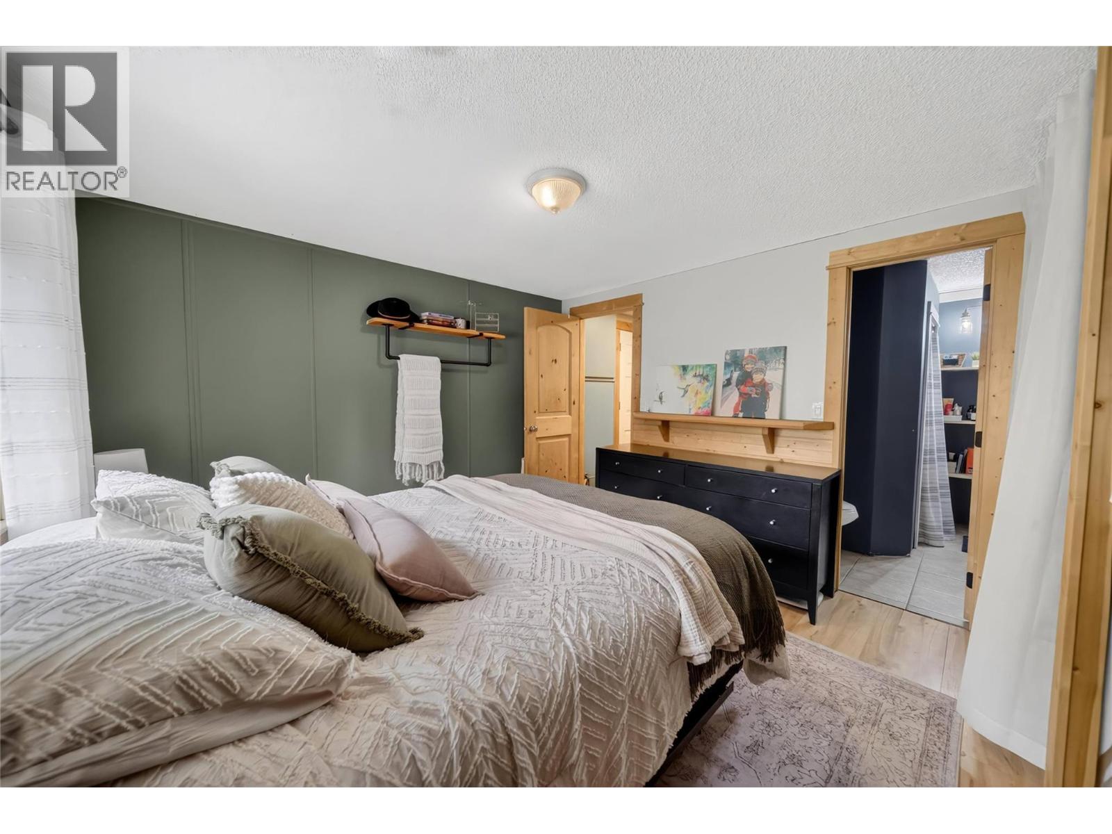 3675 Edwards Road - 26