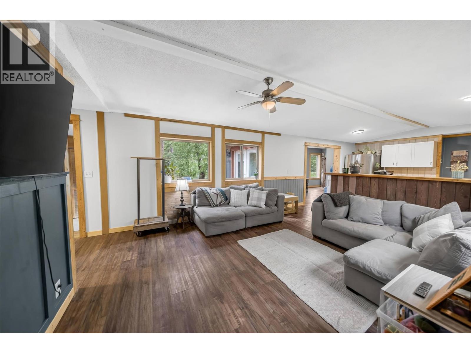 3675 Edwards Road - 9