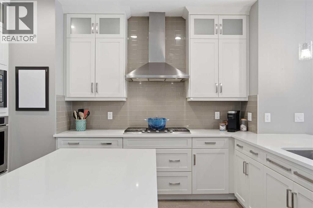 2827B 40 Street SW, Glenbrook, Calgary photo 3