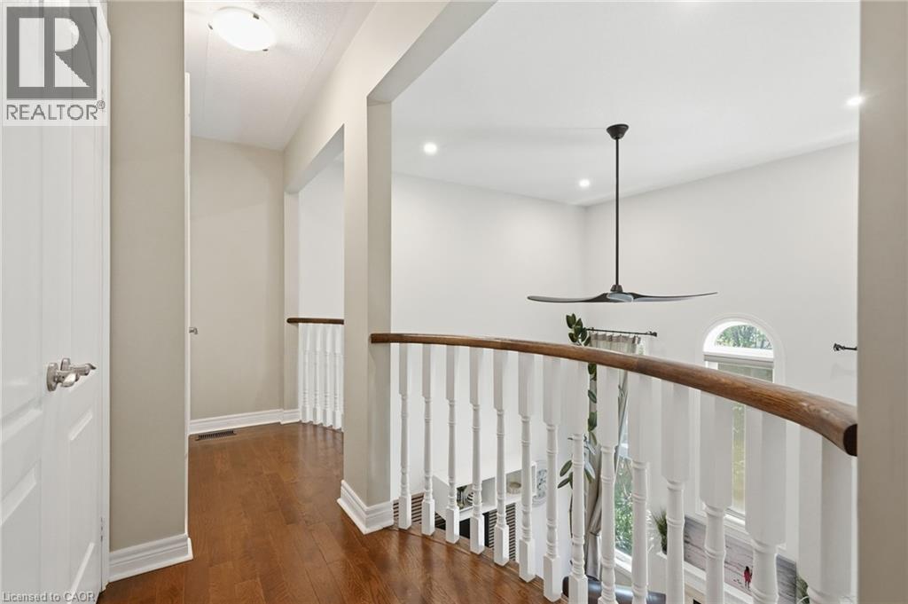 5347 JAMESON Crescent - 18