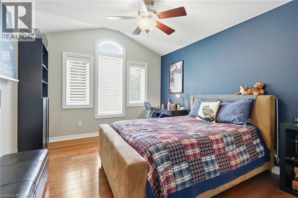 5347 JAMESON Crescent - 29