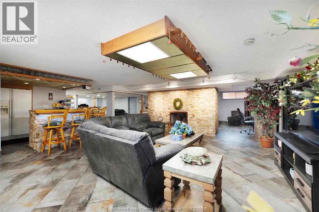 333 CORONADO - 48