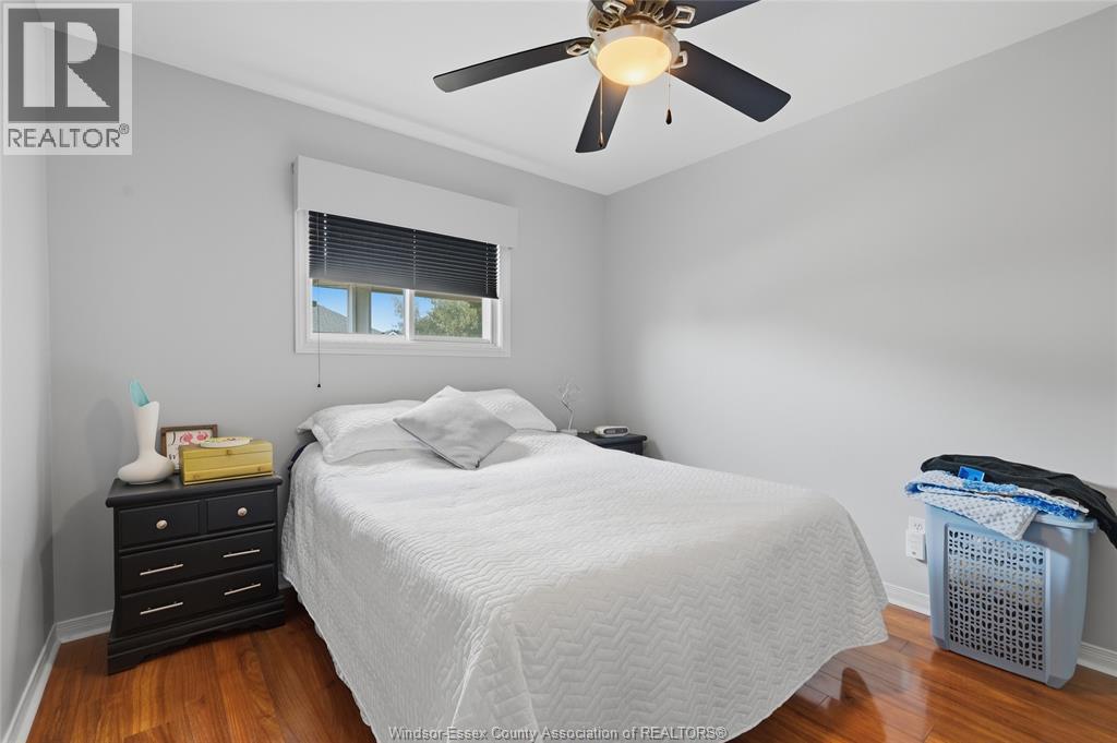 682 MICHAEL DRIVE - Image 27