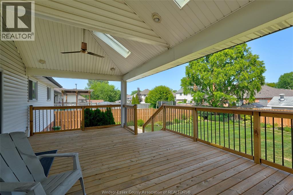 682 MICHAEL DRIVE - Image 42