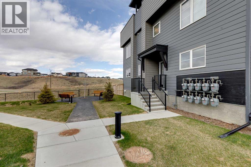 302, 260 Rowley Way NW, Haskayne, Calgary photo 3