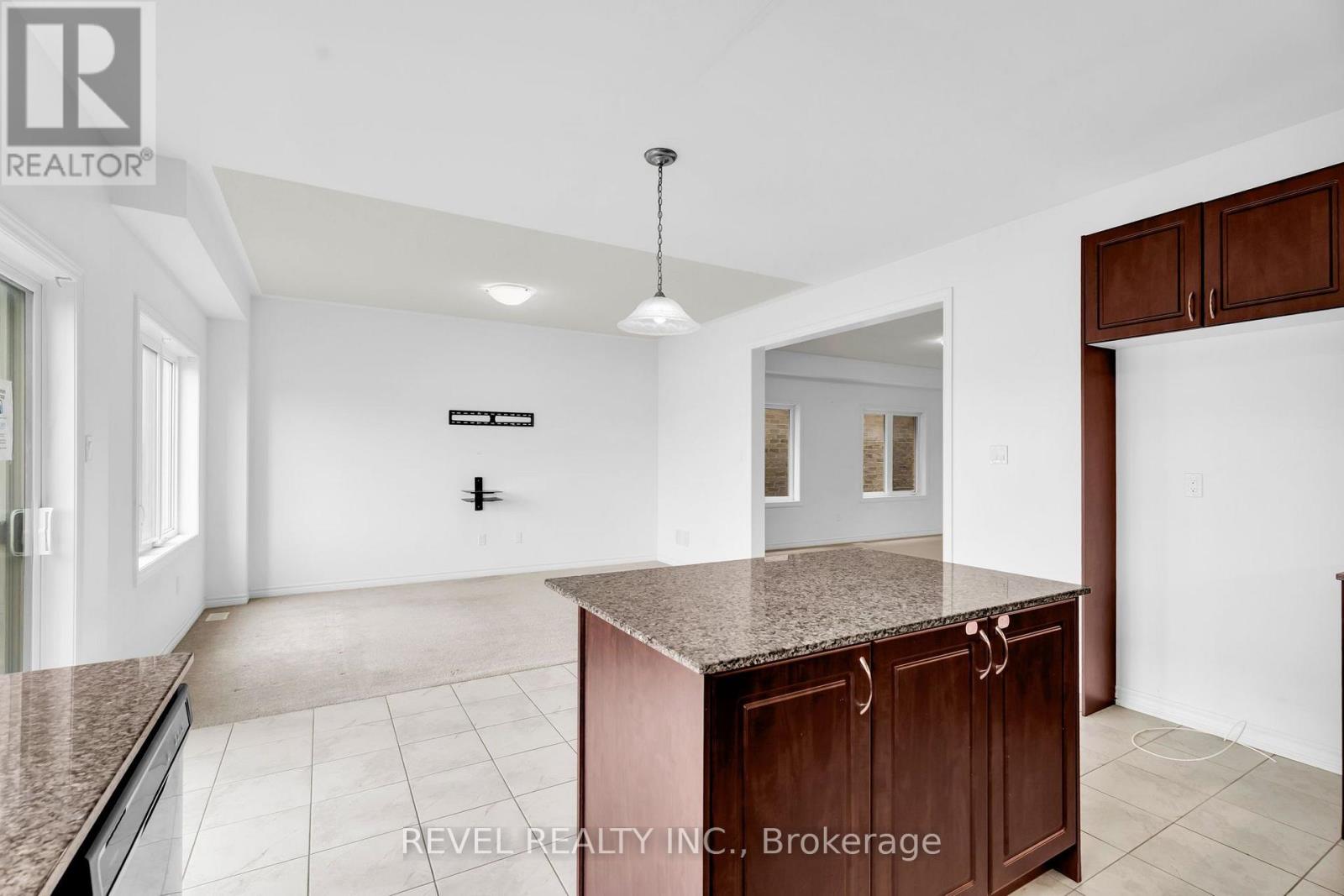 104 SEELEY AVENUE - 26