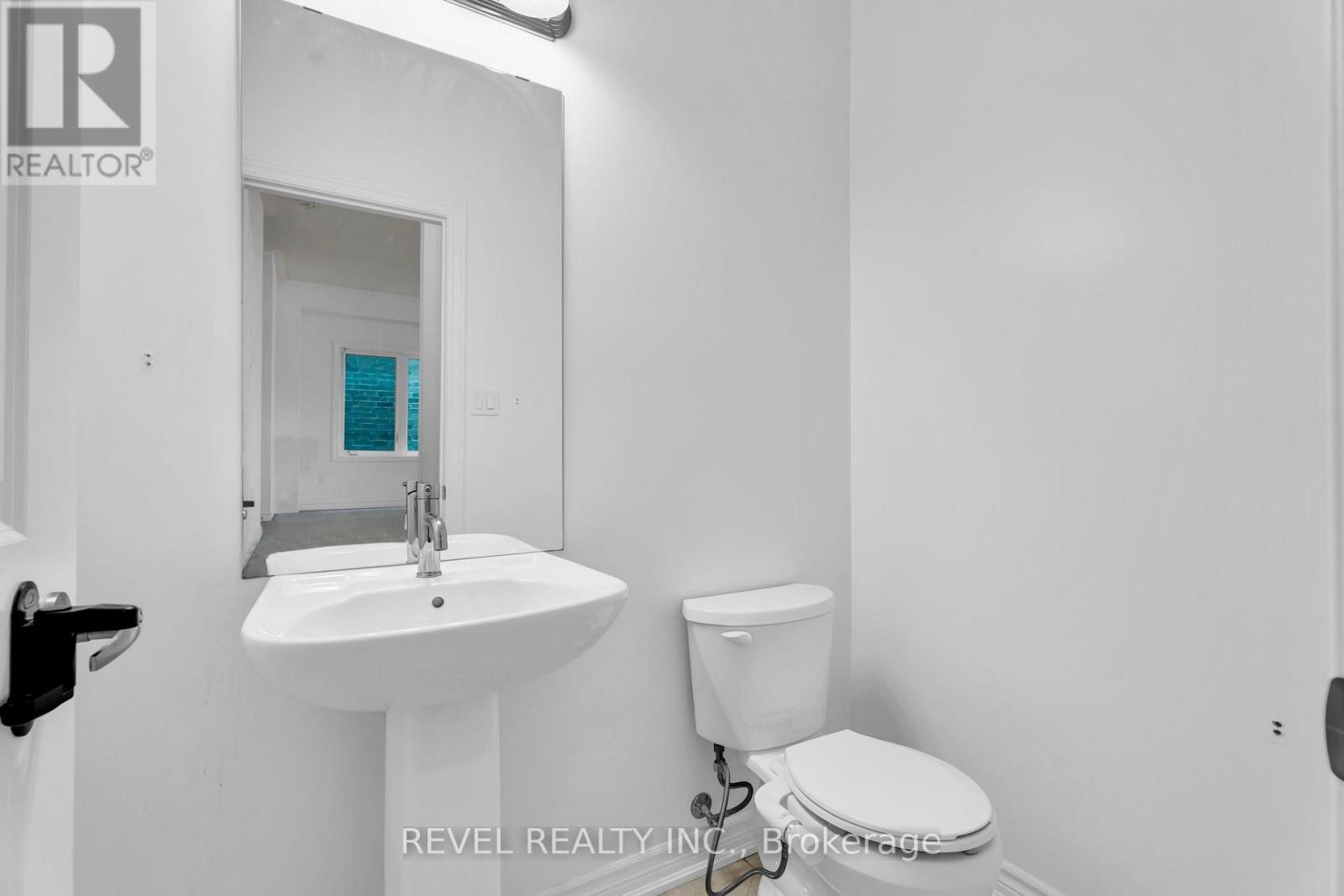 104 SEELEY AVENUE - 31