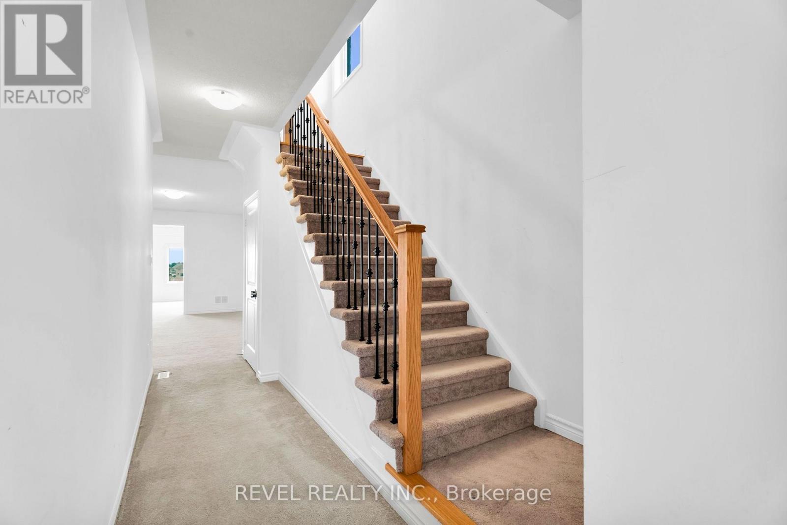 104 SEELEY AVENUE - 32