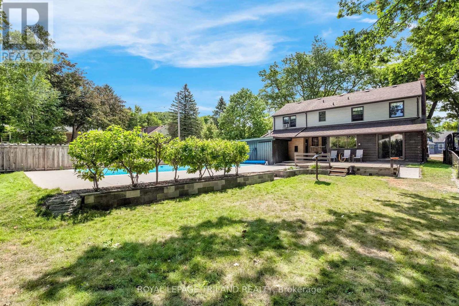 463 RIVERSIDE DRIVE - Image 36