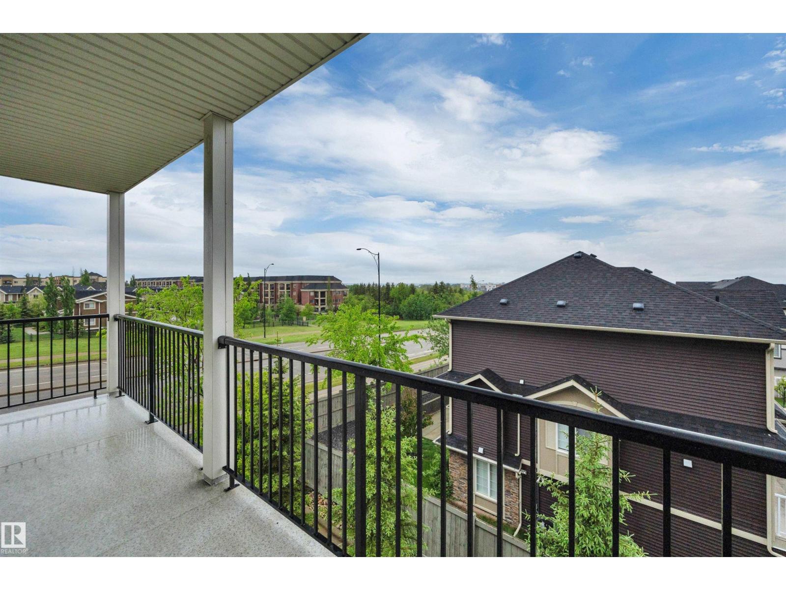 3303 6 AUGUSTINE Crescent - Photo 13