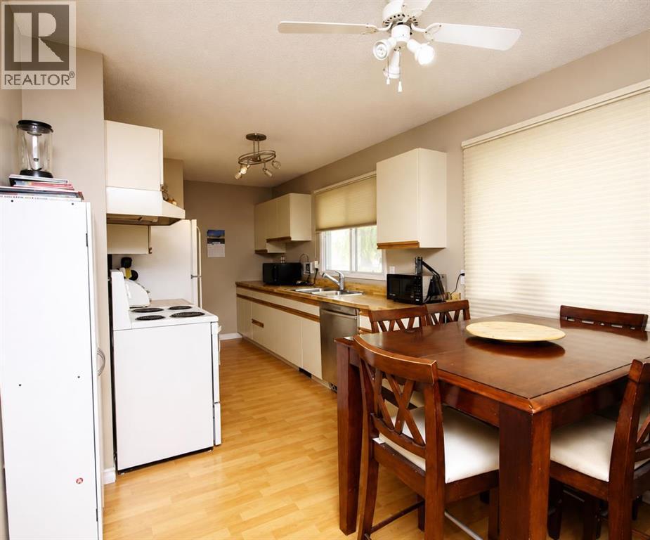 9616 76 Avenue - 2