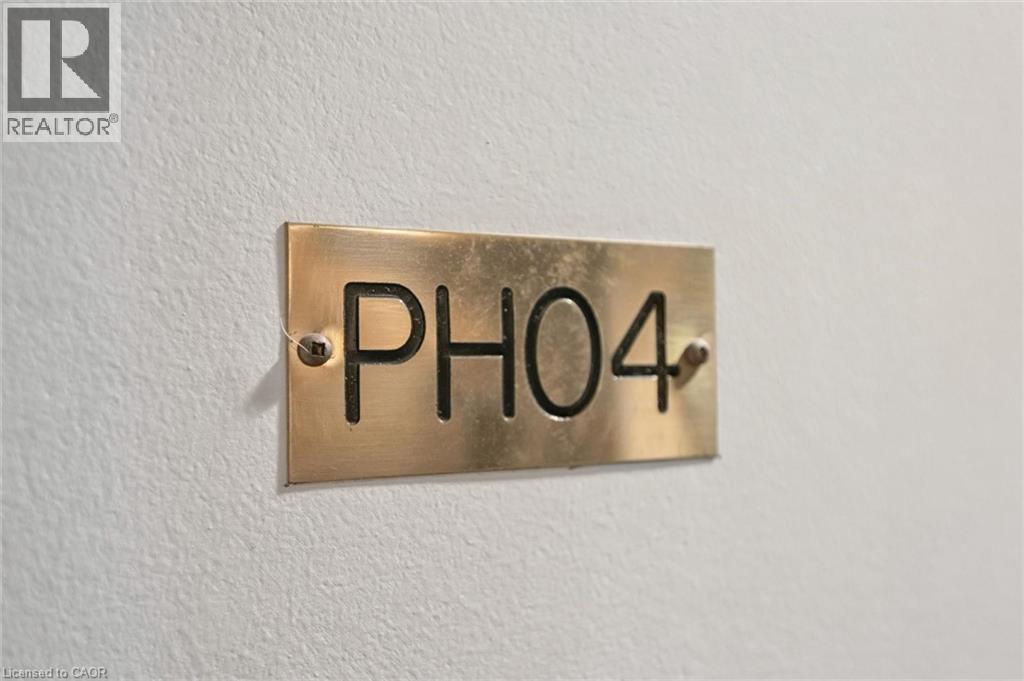 #PH04 265 WESTCOURT Place - 2