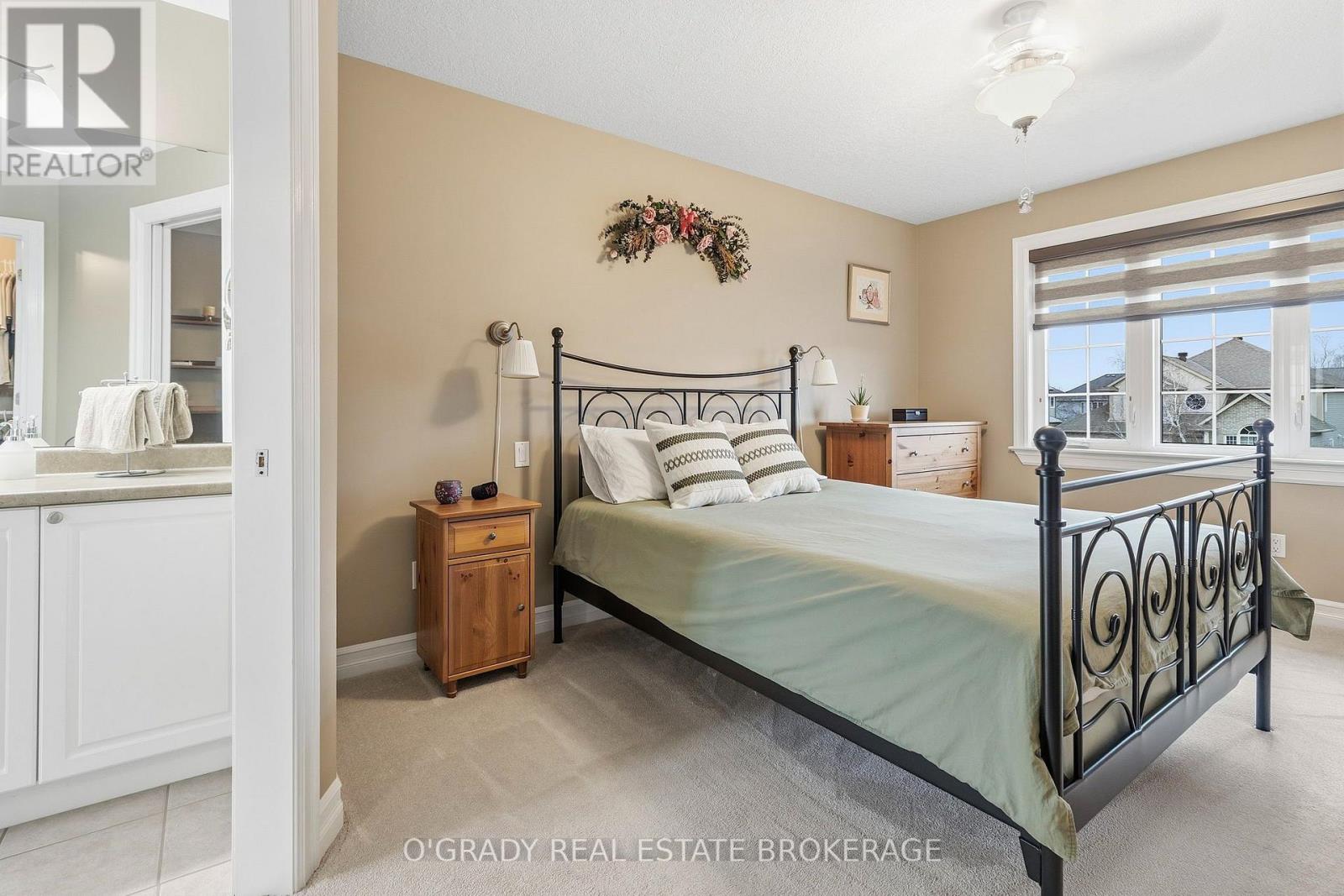 1004 CRESTWOOD DRIVE - 27