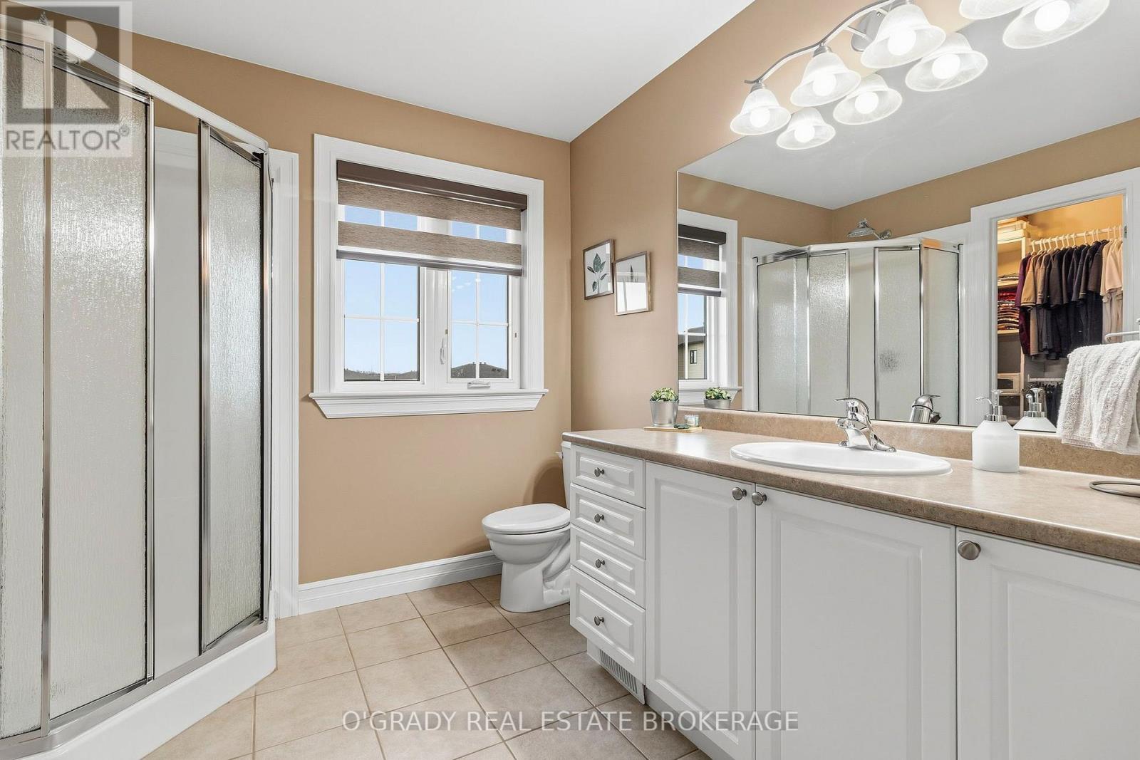 1004 CRESTWOOD DRIVE - 28