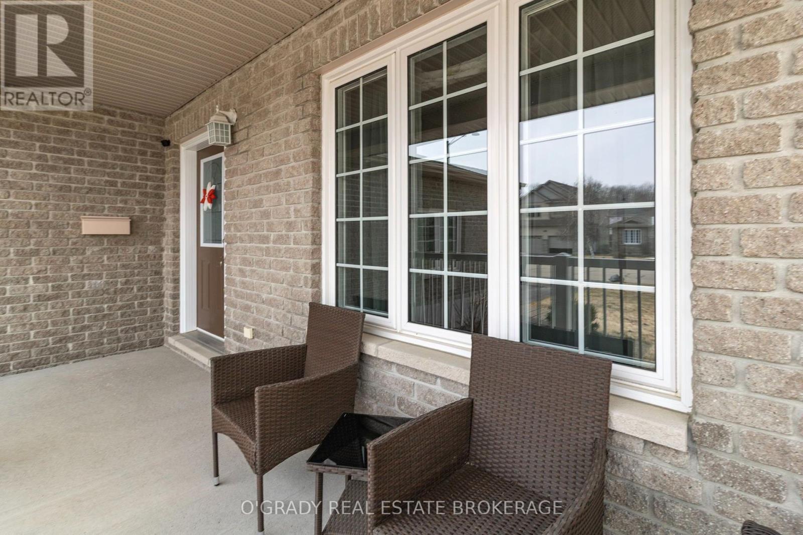 1004 CRESTWOOD DRIVE - 6
