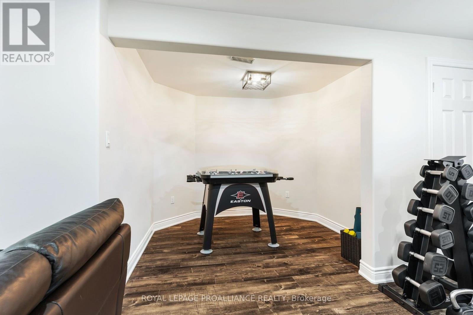 7 ALBERT STREET - Image 31