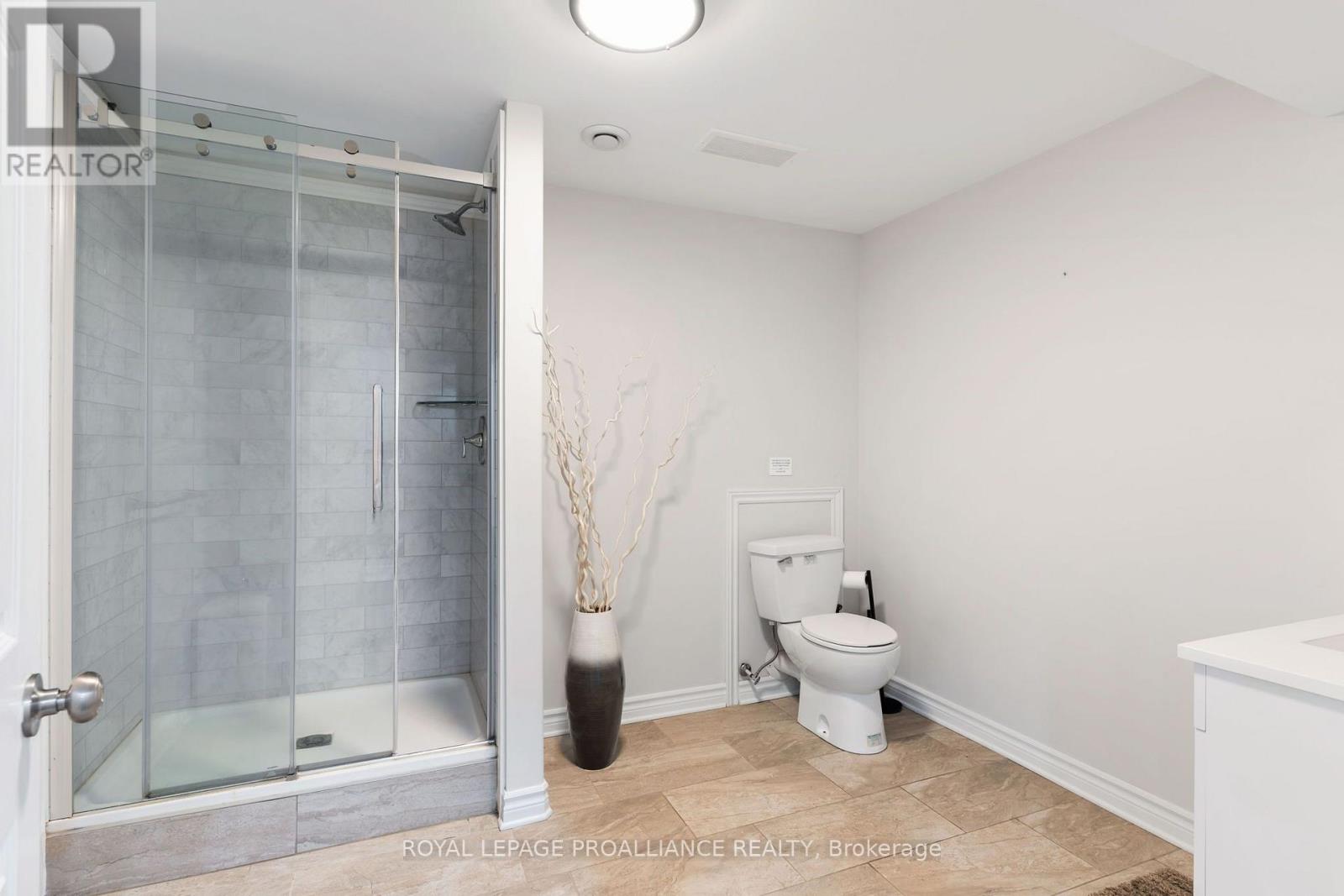 7 ALBERT STREET - Image 34