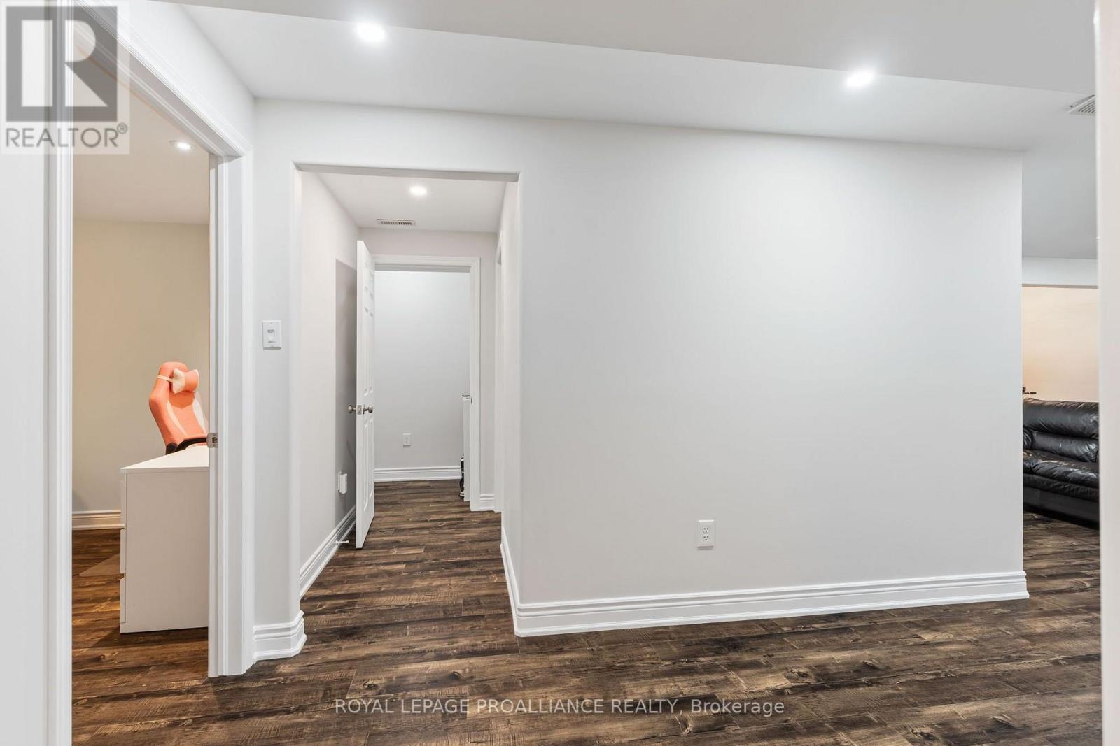 7 ALBERT STREET - Image 36