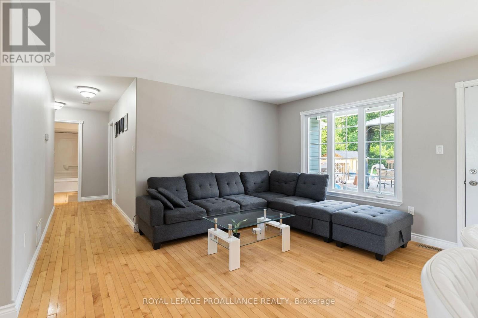 7 ALBERT STREET - Image 5