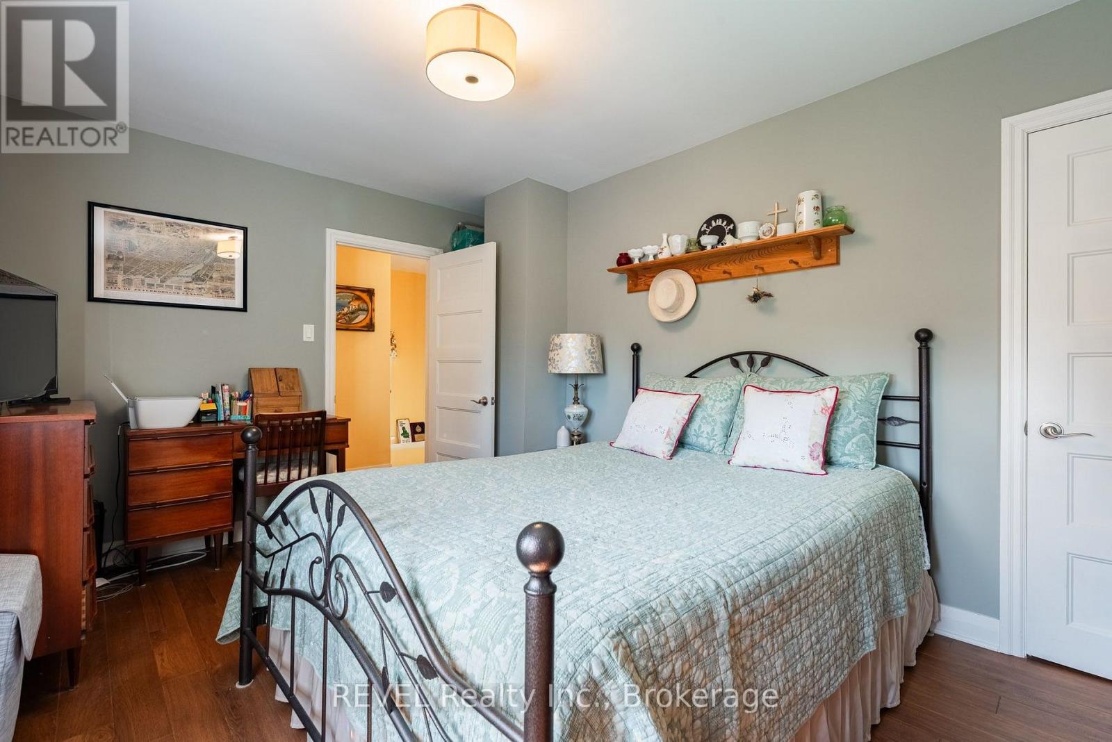 5682 HANAN AVENUE - Image 21