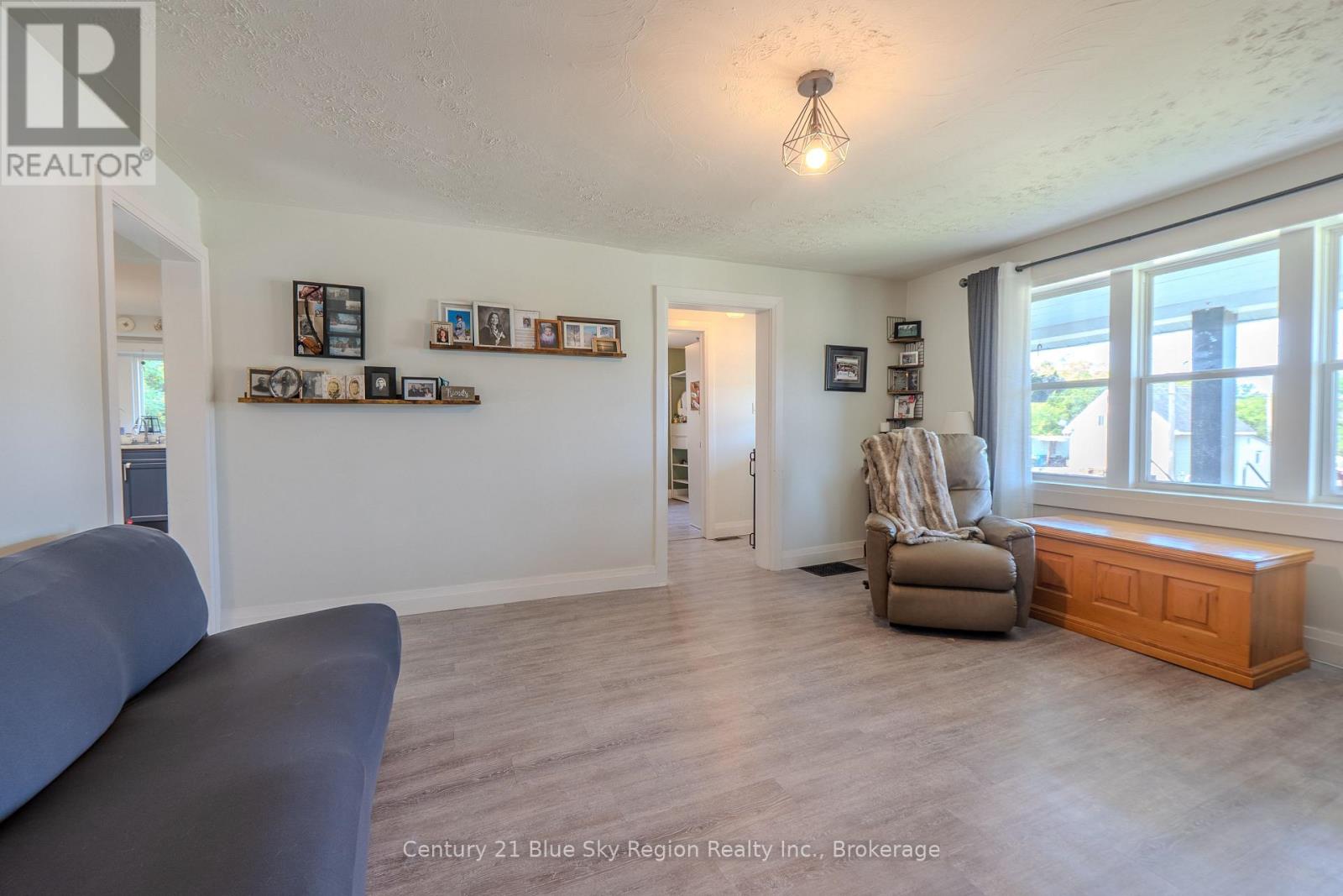 421 MCCONNELL STREET - Image 9