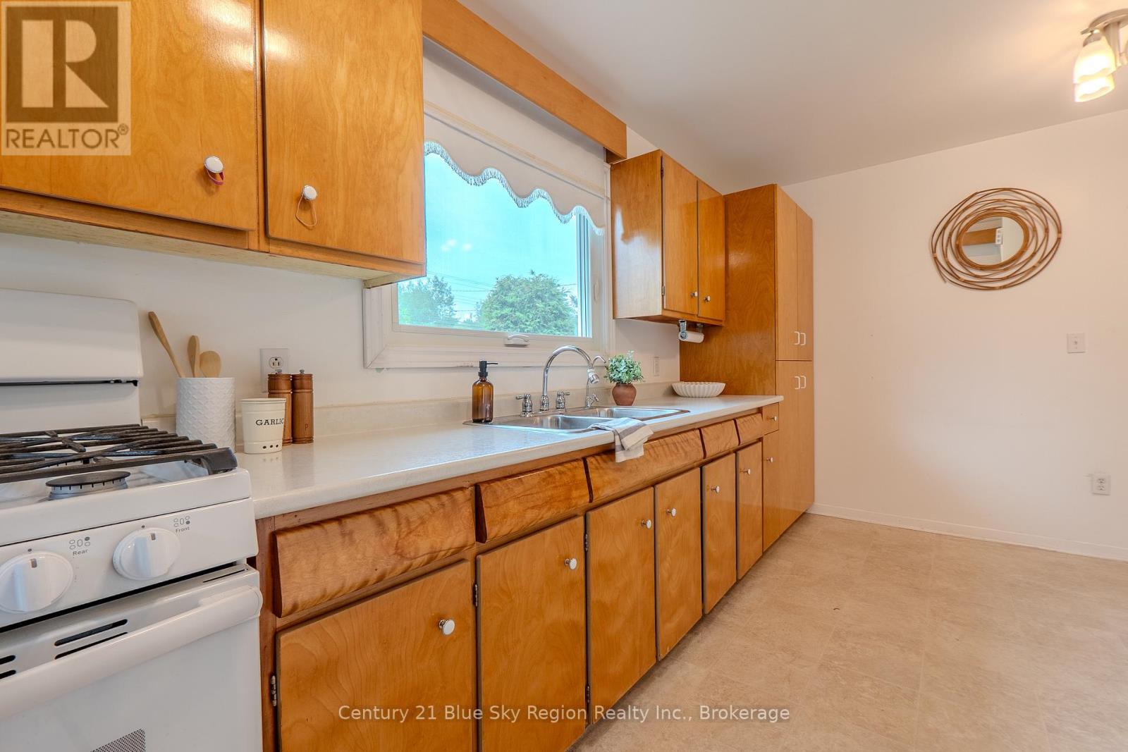 1272 LAKESHORE DRIVE - 12