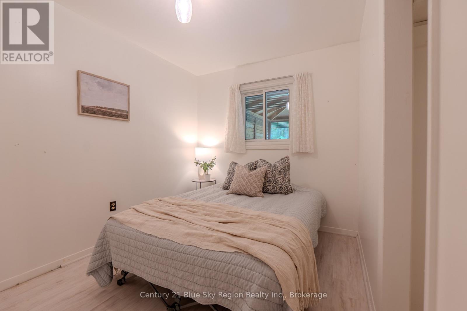 1272 LAKESHORE DRIVE - 22