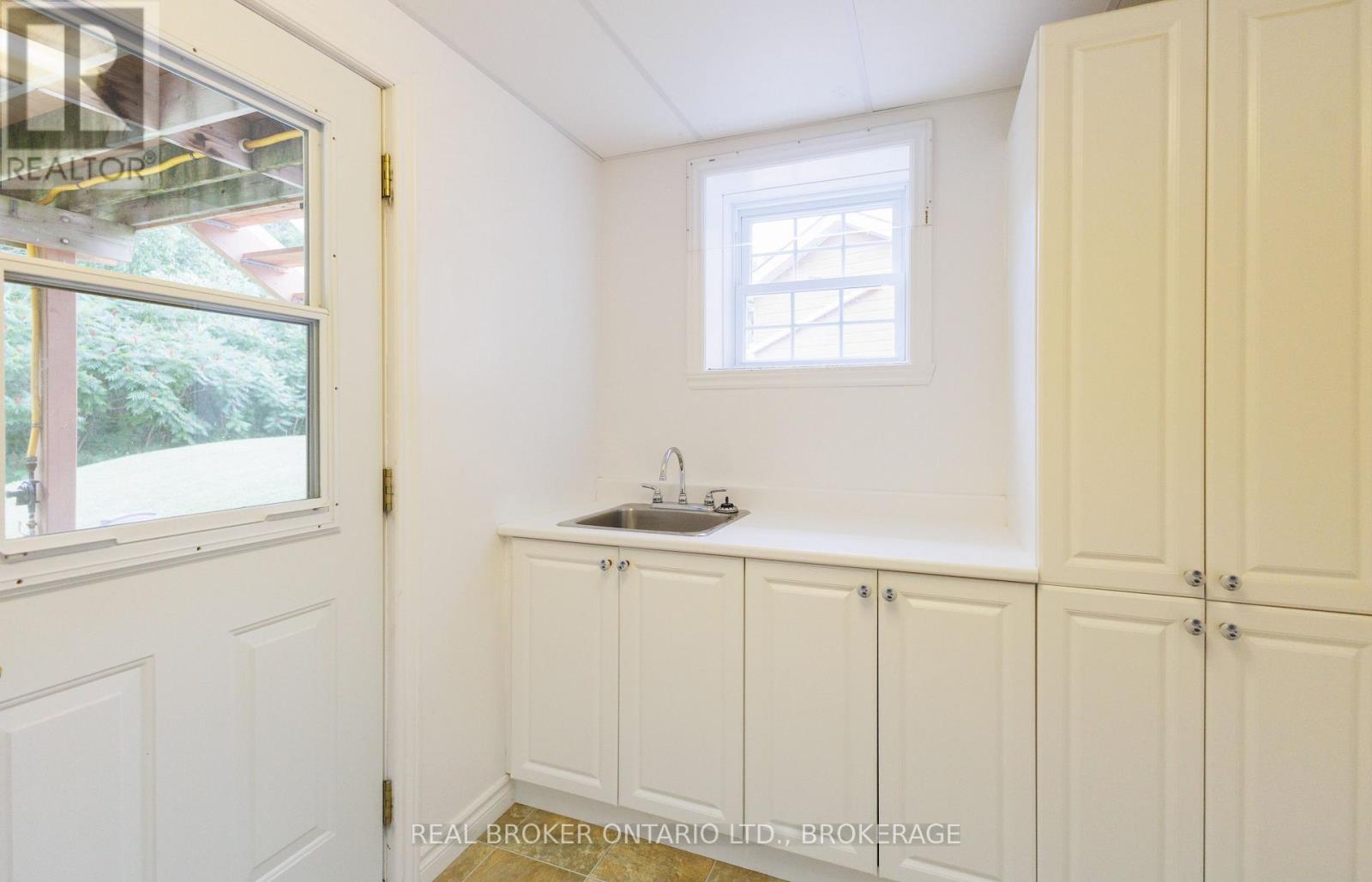 3213 DORNIE ROAD - 37