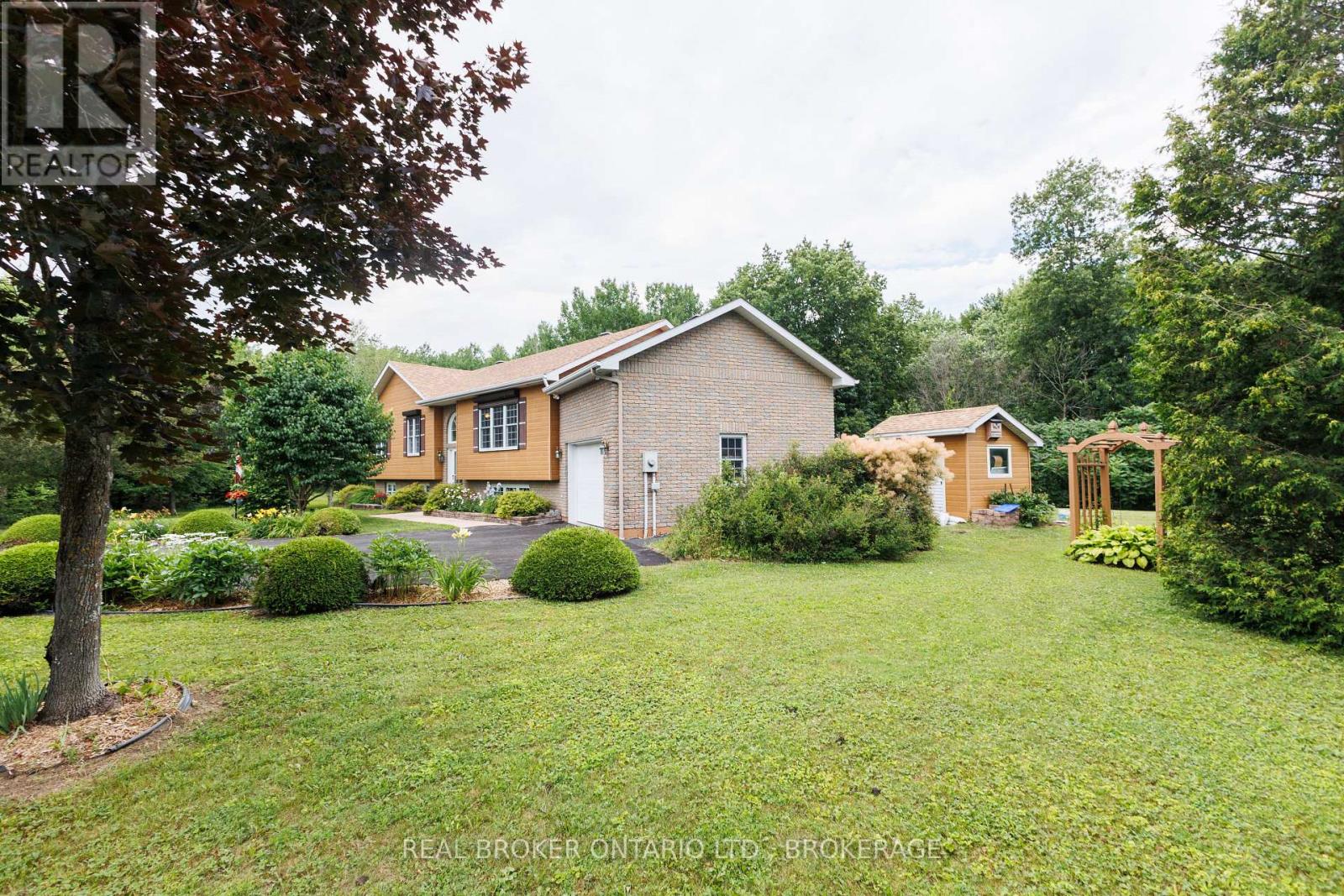 3213 DORNIE ROAD - 38