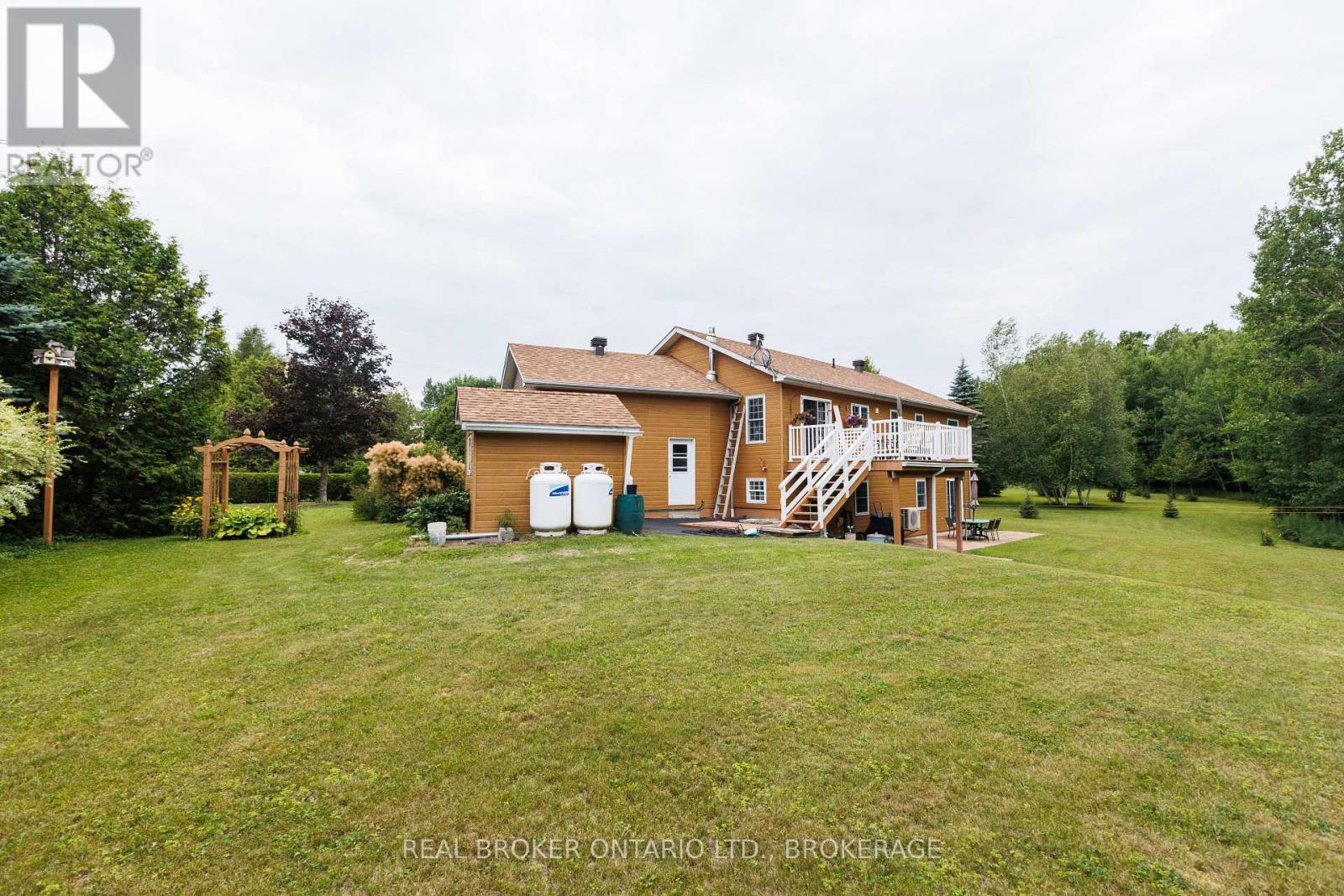 3213 DORNIE ROAD - 42